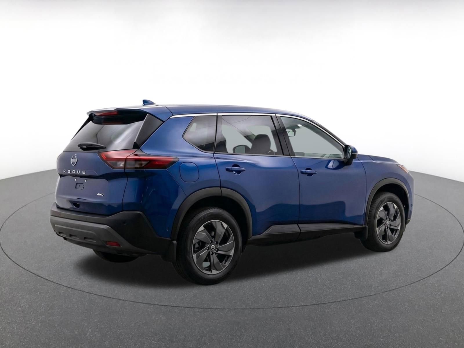 Thumbnail: 2025 Nissan Rogue - 9