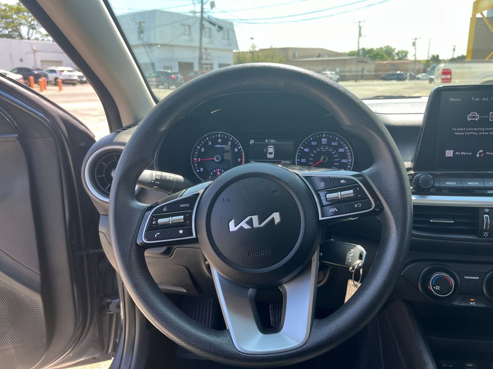 Thumbnail: 2024 Kia Forte - 27