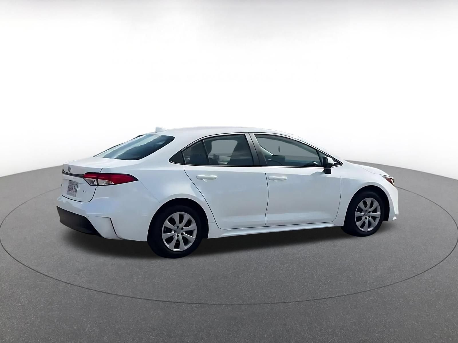 Thumbnail: 2025 Toyota Corolla - 13