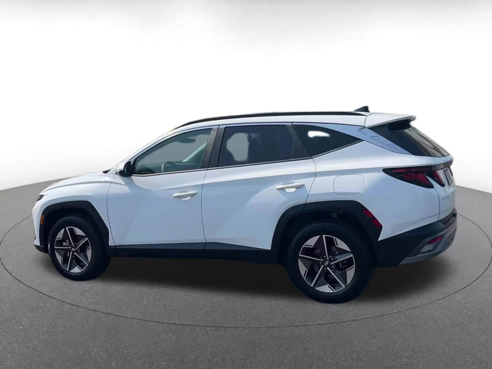 Thumbnail: 2025 Hyundai Tucson - 9