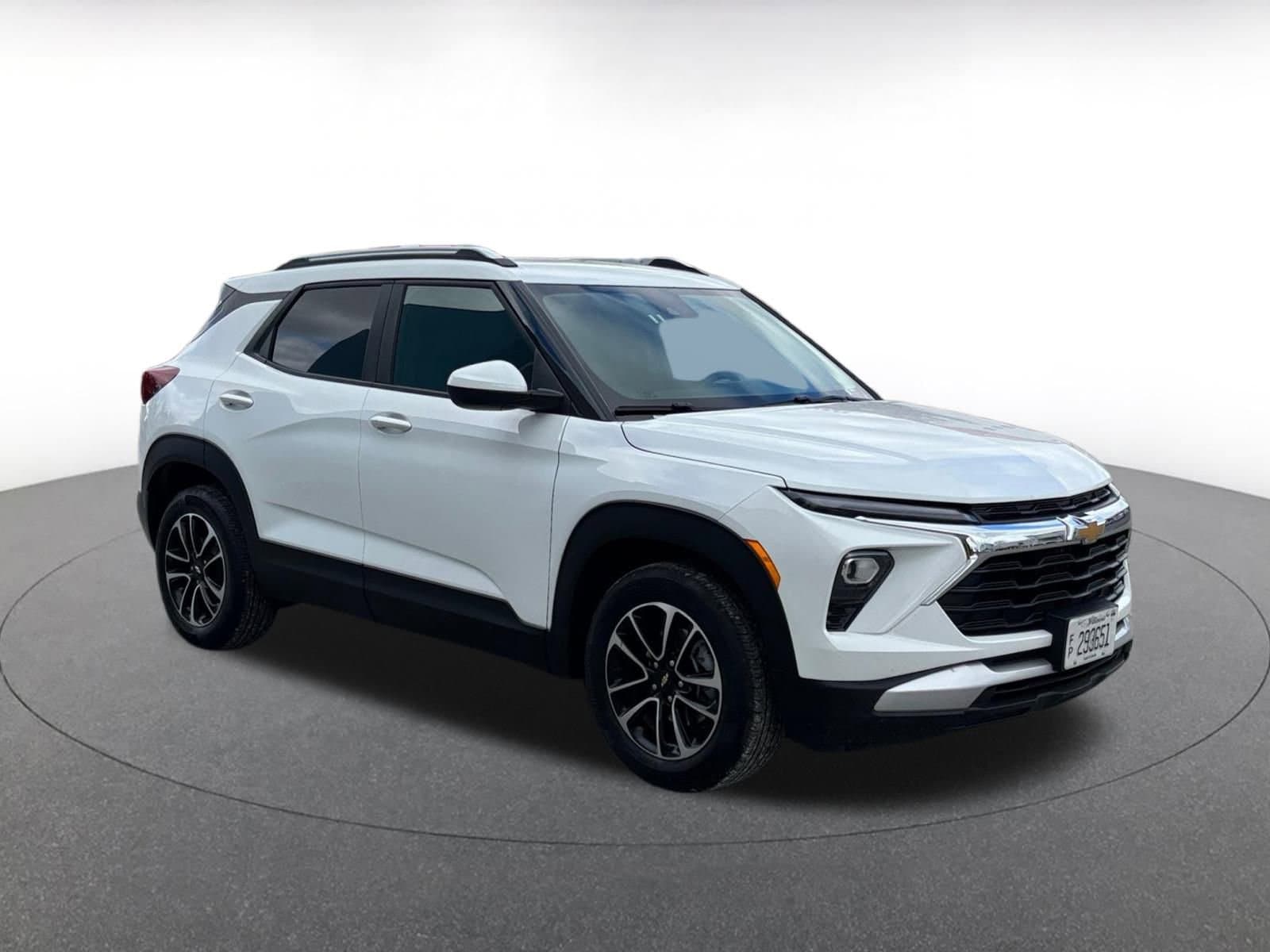 Thumbnail: 2025 Chevrolet TrailBlazer - 1