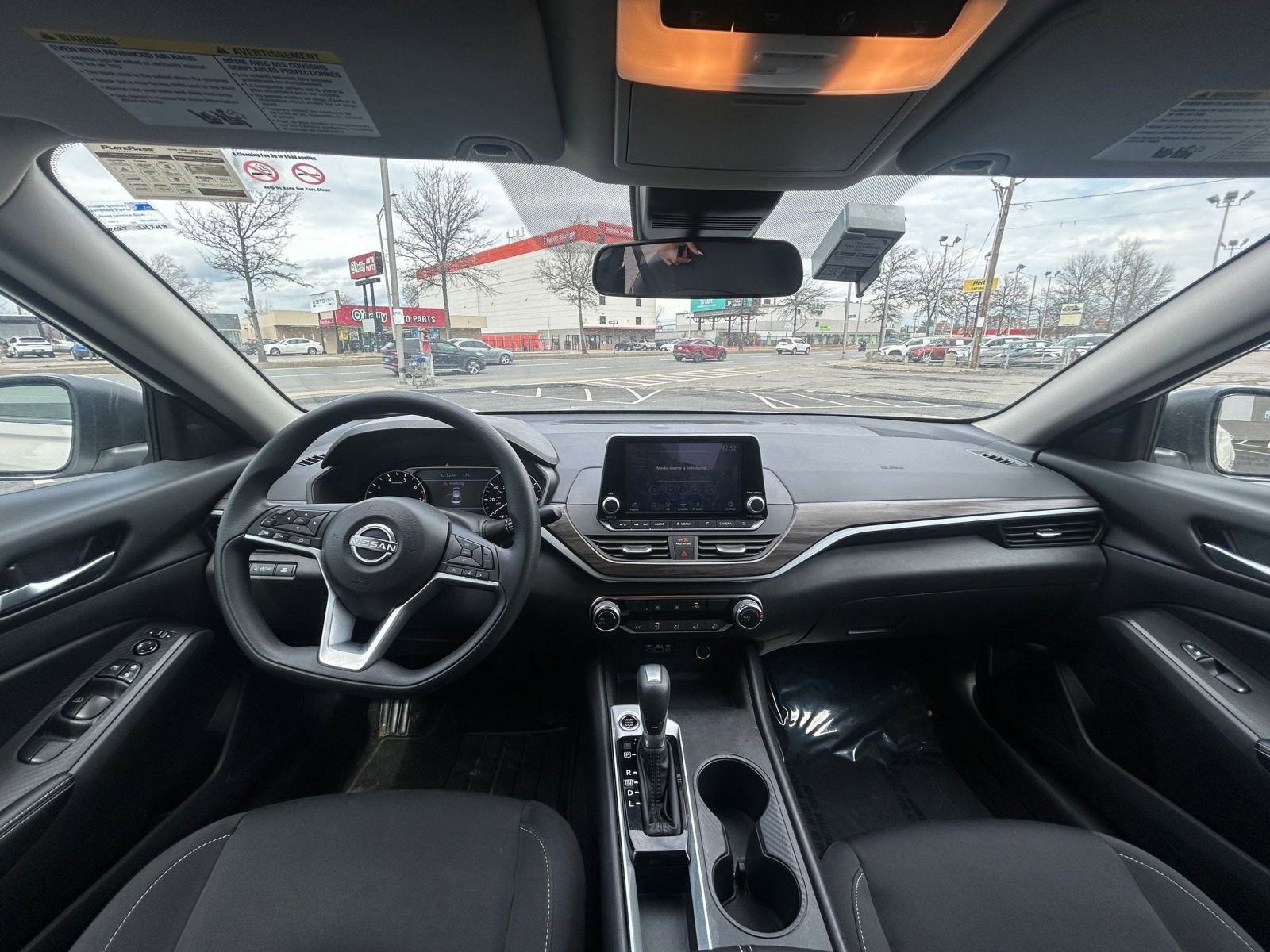 Thumbnail: 2025 Nissan Altima - 33