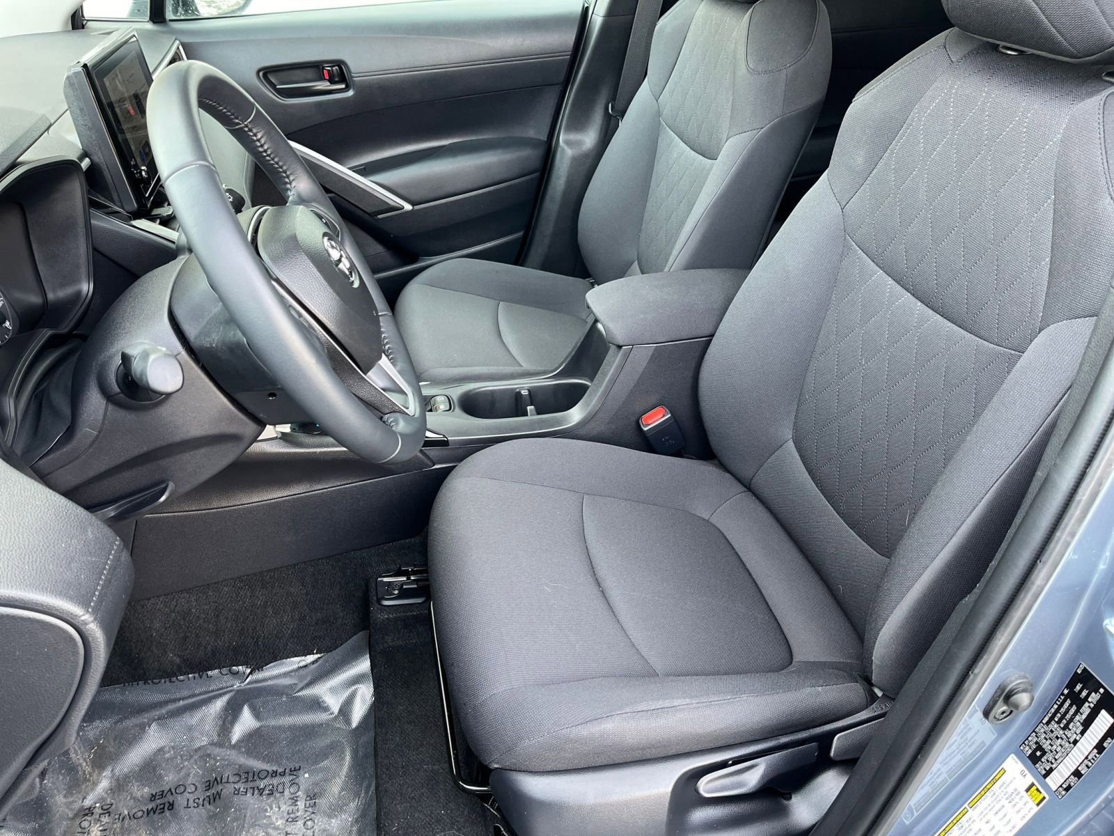 Thumbnail: 2025 Toyota Corolla Cross - 33