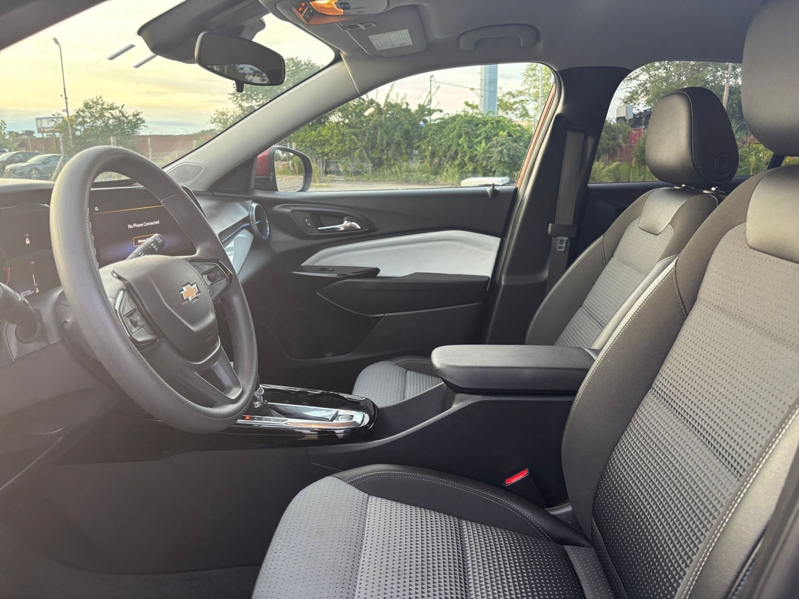 Thumbnail: 2025 Chevrolet Trax - 22