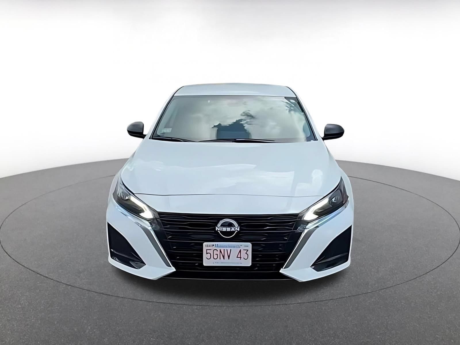 Thumbnail: 2025 Nissan Altima - 3