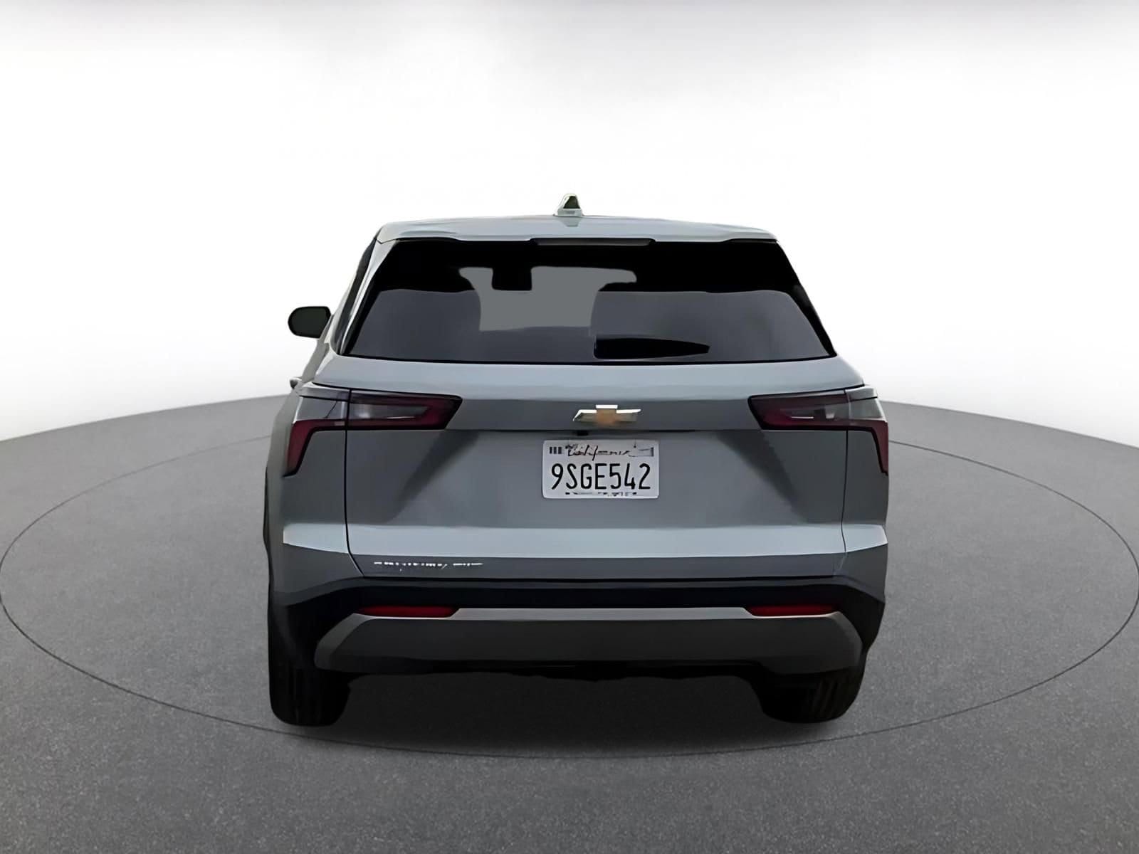 Thumbnail: 2025 Chevrolet Equinox - 12