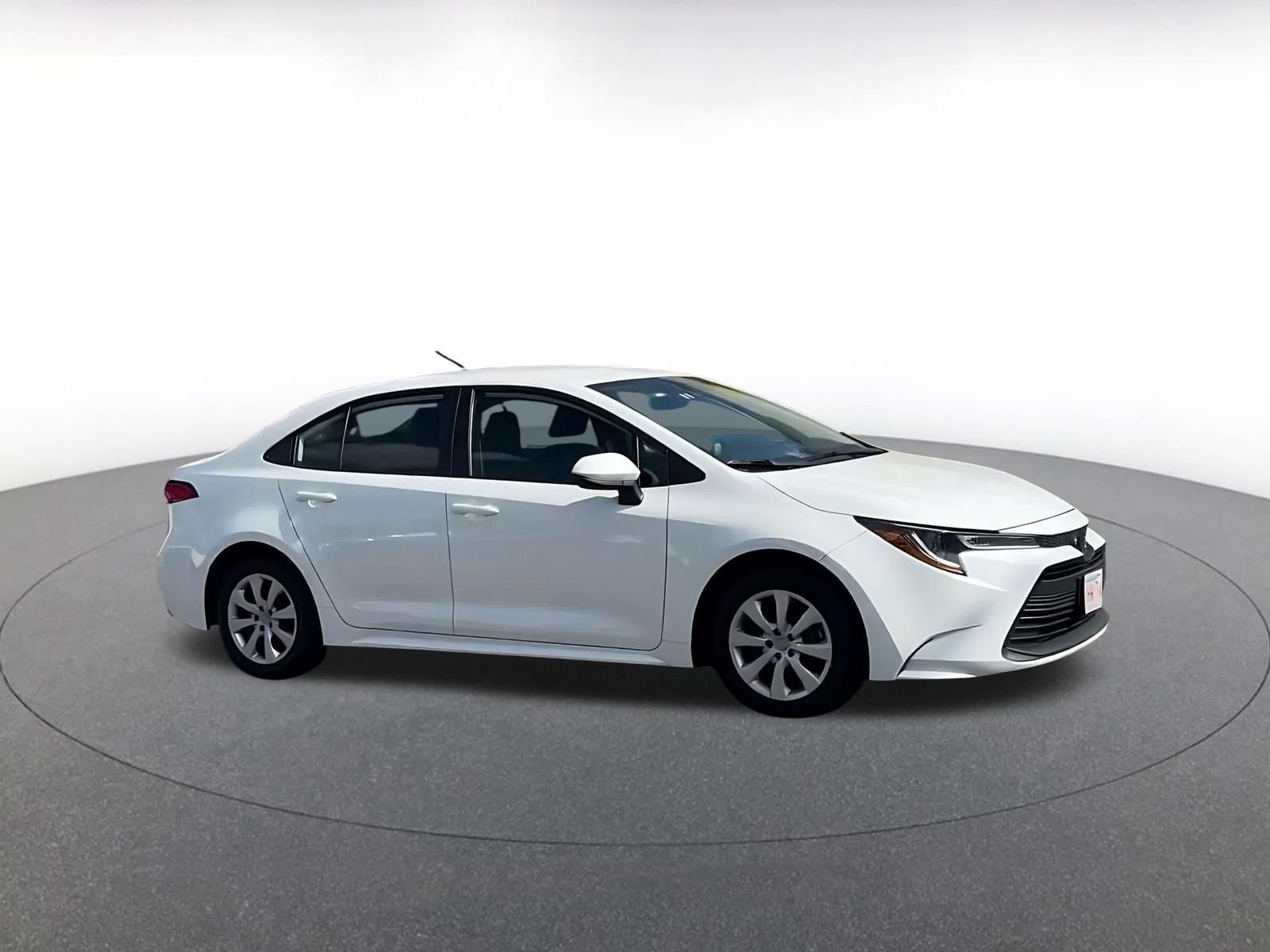 Thumbnail: 2025 Toyota Corolla - 2