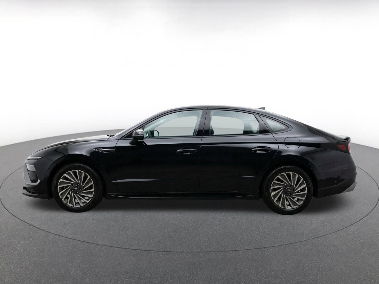 Thumbnail: 2025 Hyundai Sonata - 4