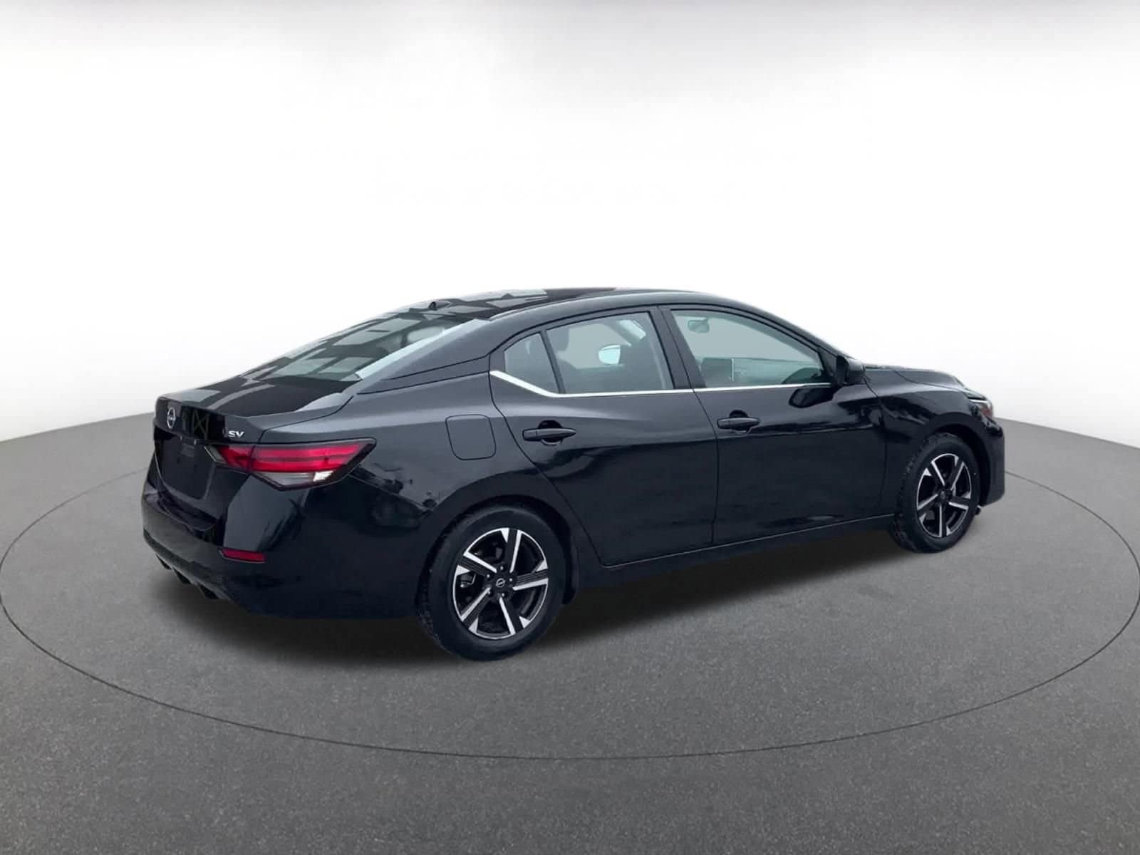 Thumbnail: 2024 Nissan Sentra - 15