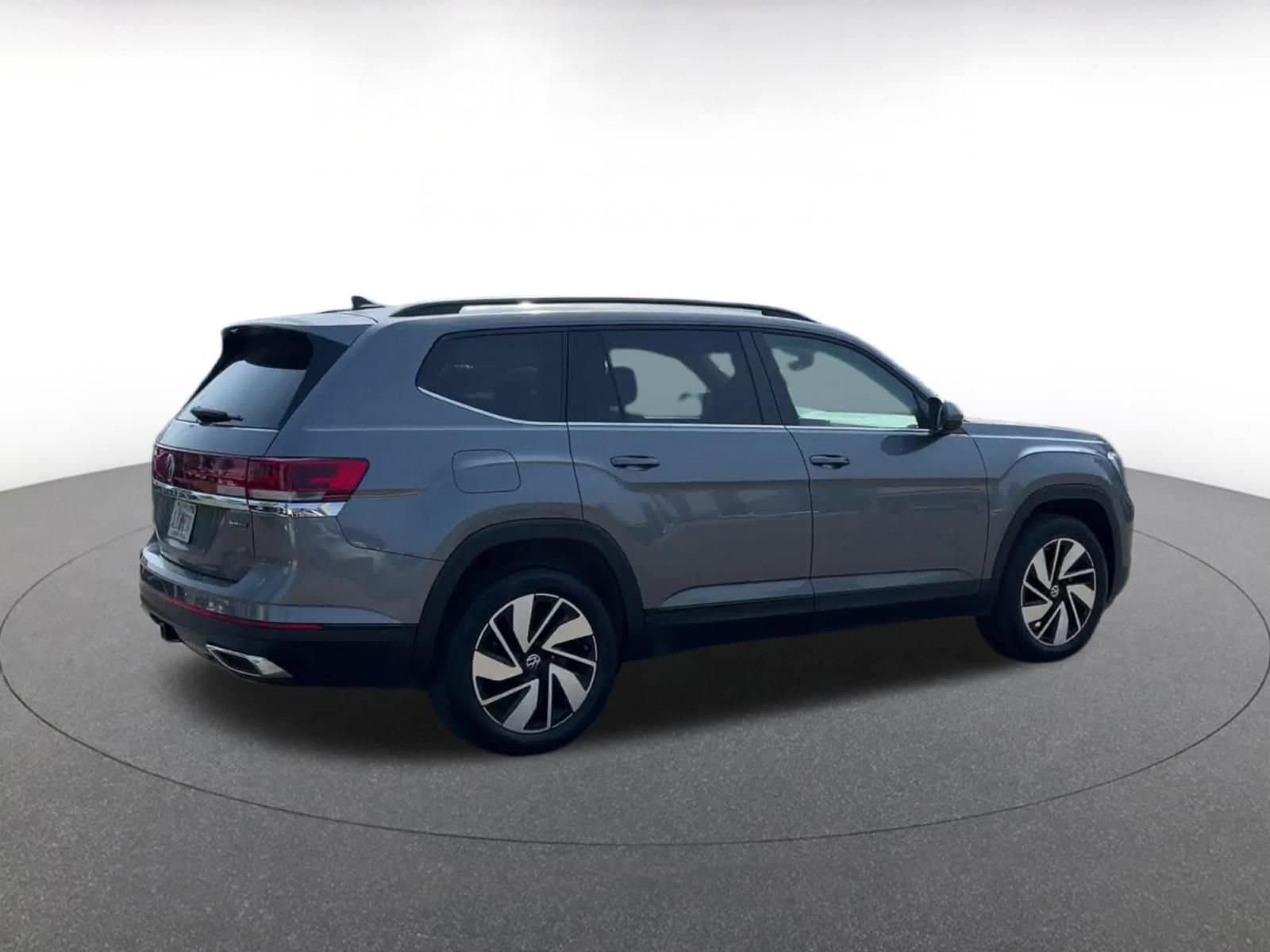 Thumbnail: 2024 Volkswagen Atlas - 14