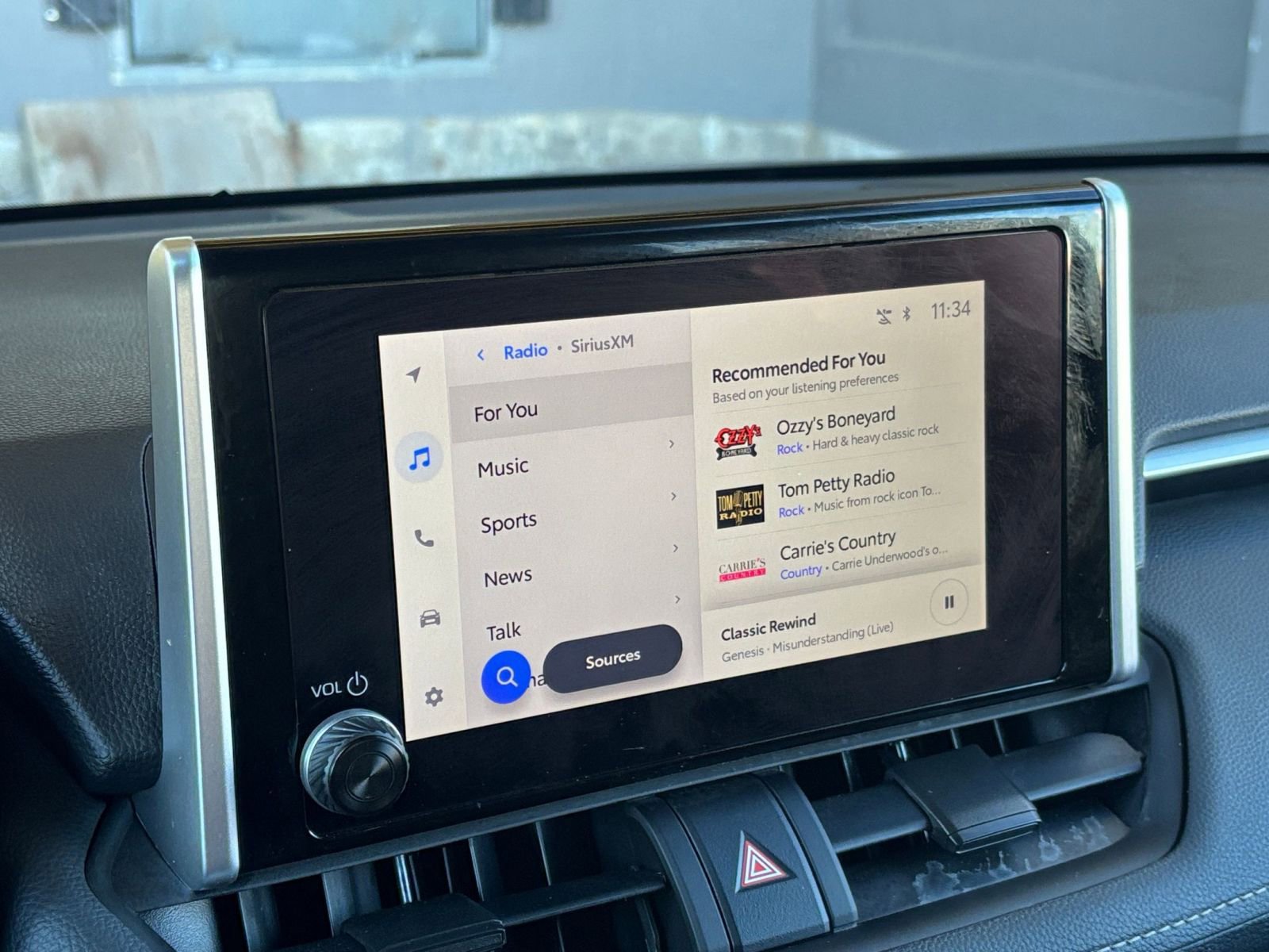 Thumbnail: 2025 Toyota RAV4 - 20