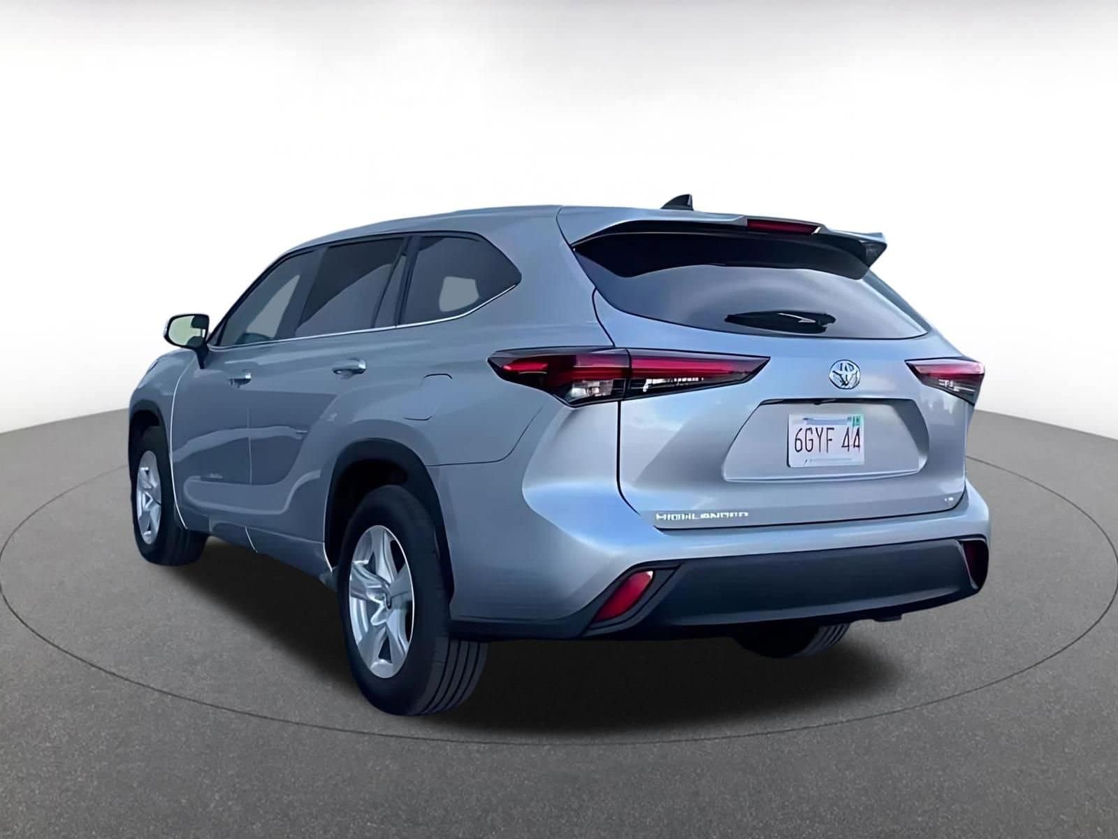 Thumbnail: 2025 Toyota Highlander - 10