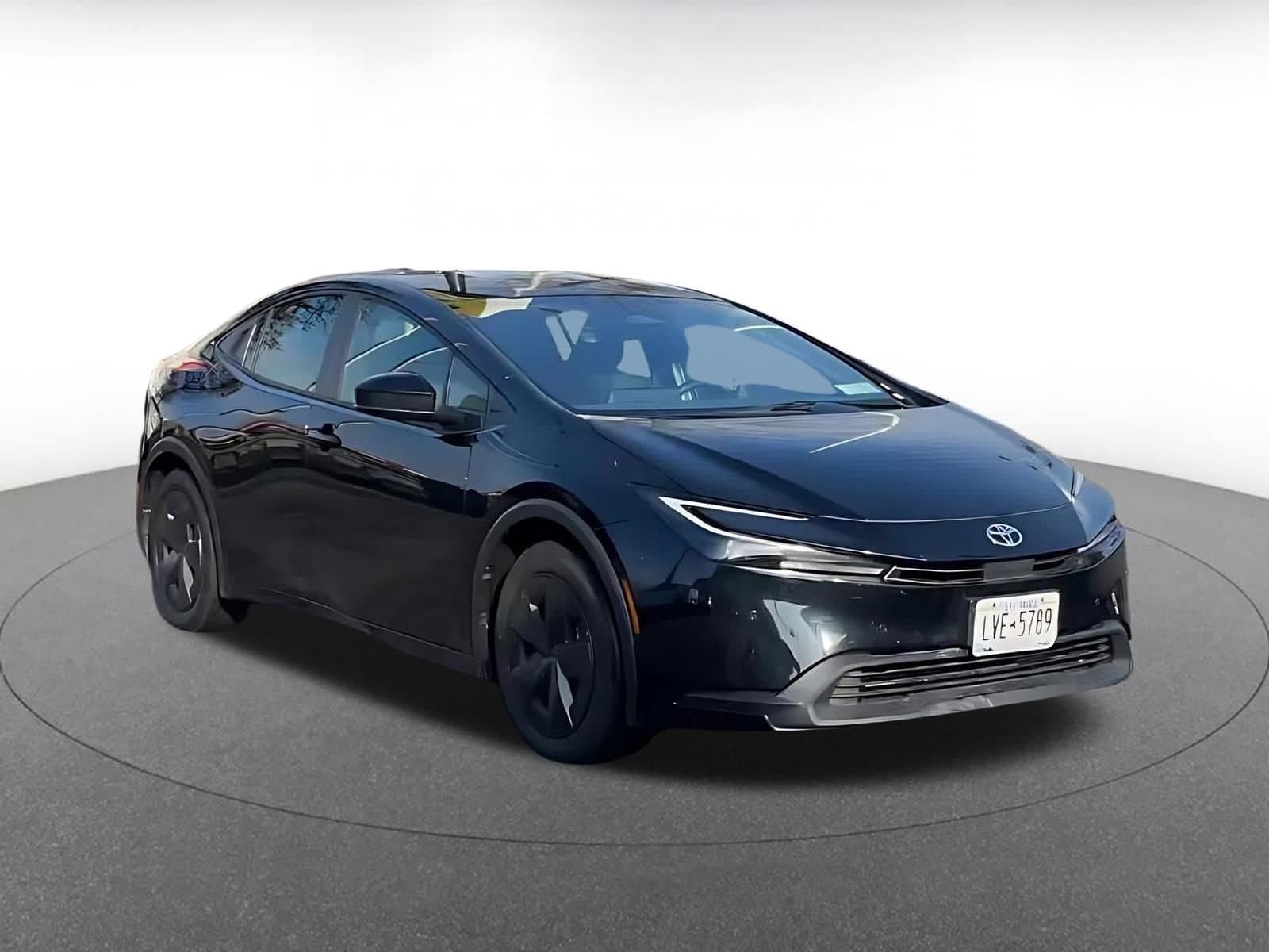 Thumbnail: 2025 Toyota Prius - 3