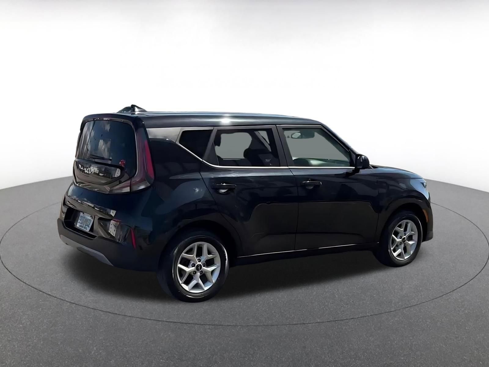 Thumbnail: 2025 Kia Soul - 15