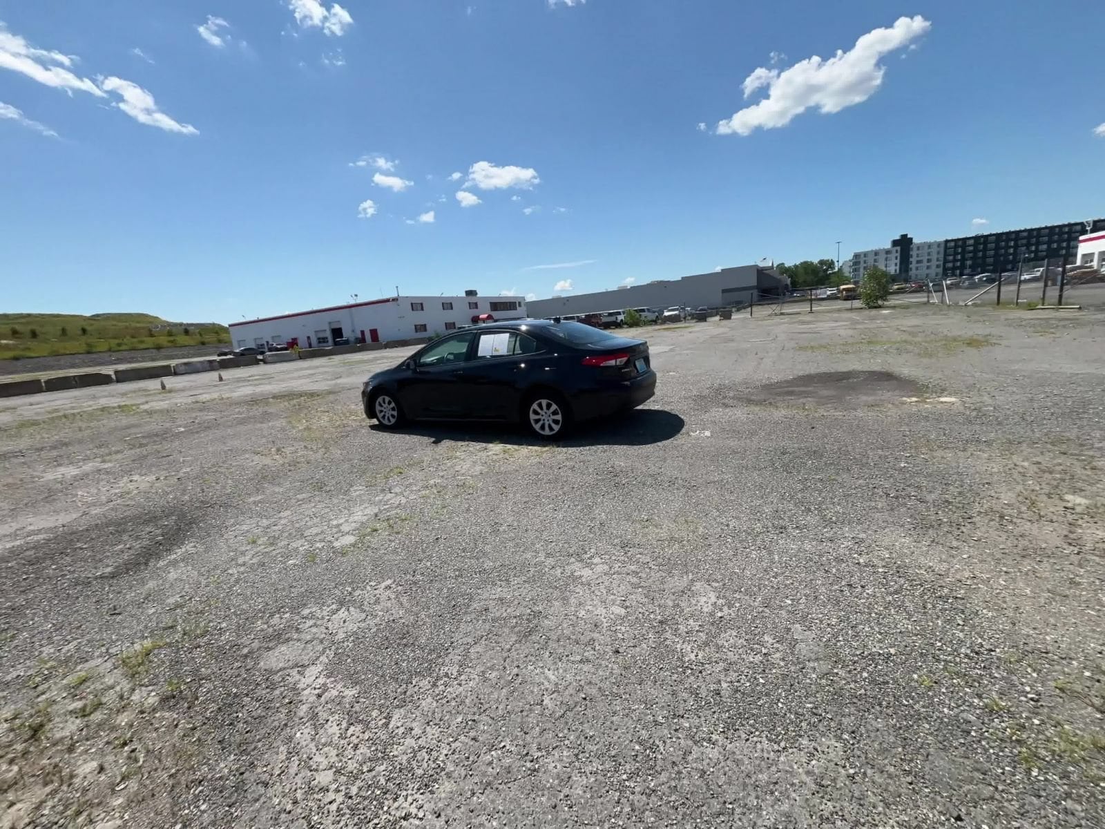 Thumbnail: 2025 Toyota Corolla - 14
