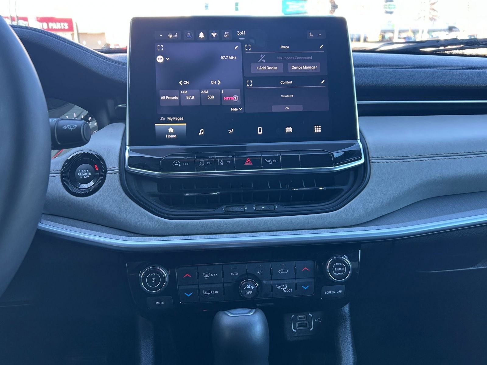 Thumbnail: 2025 Jeep Compass - 17