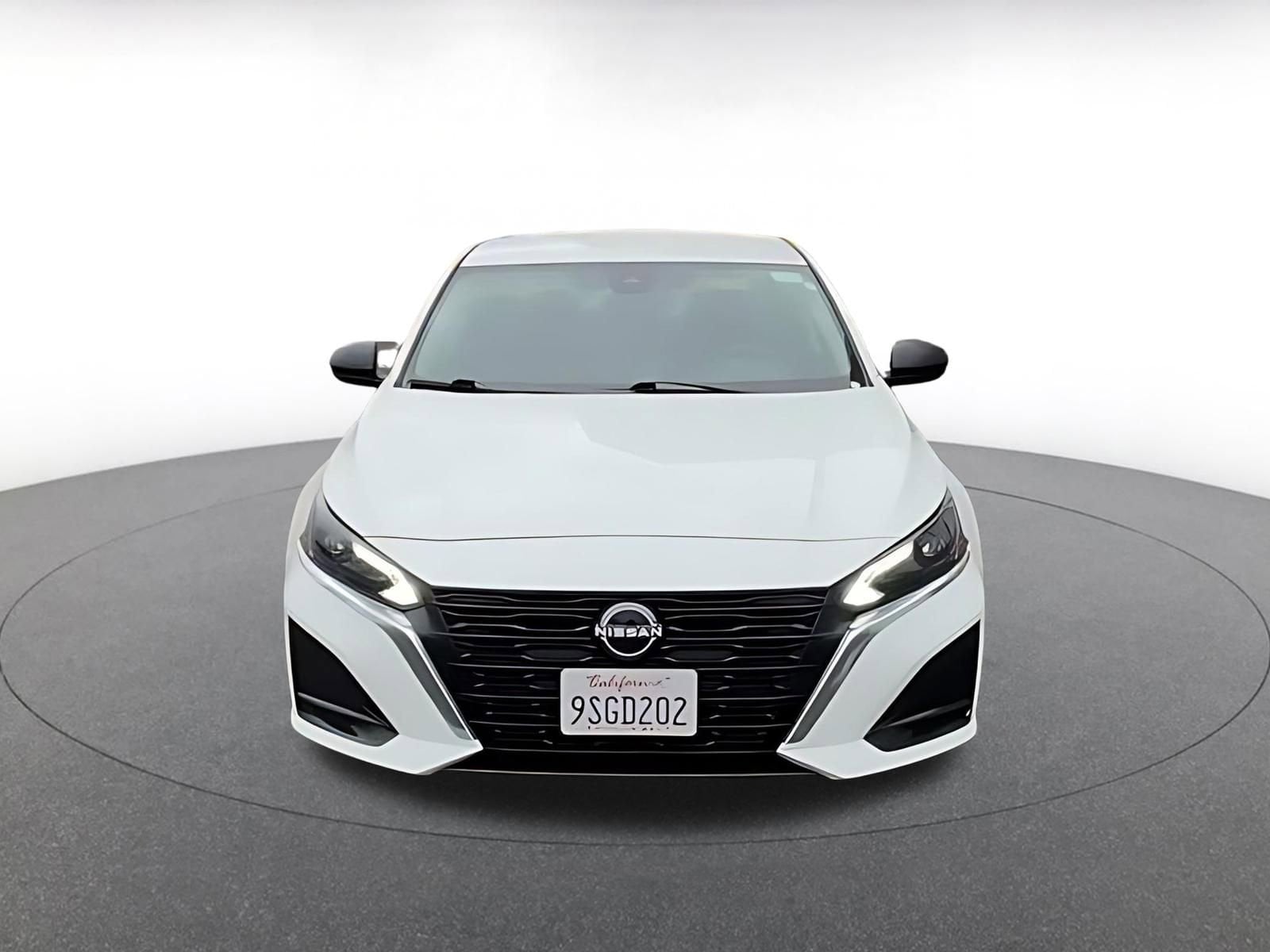 Thumbnail: 2025 Nissan Altima - 4