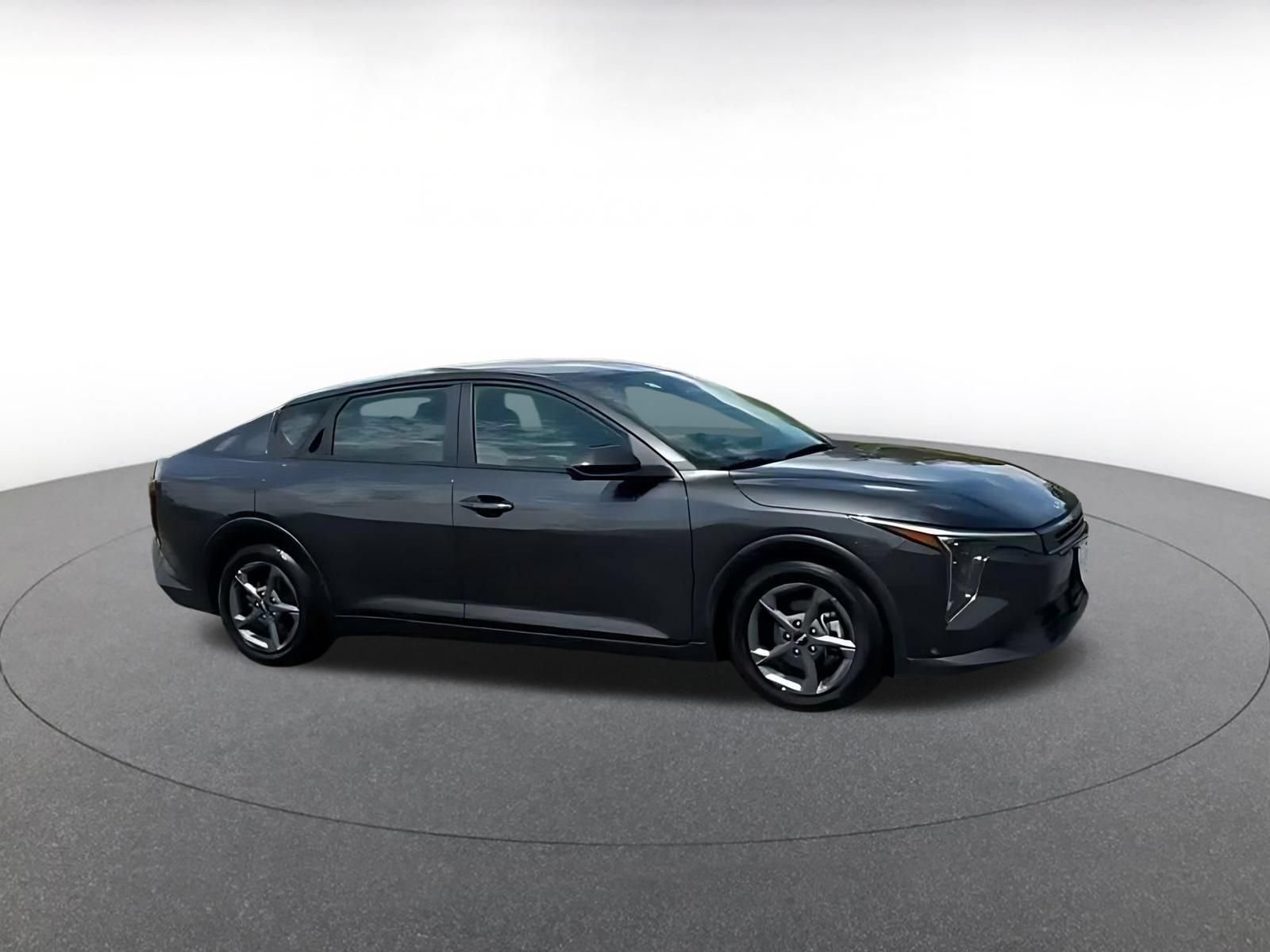Thumbnail: 2025 Kia K4 - 2