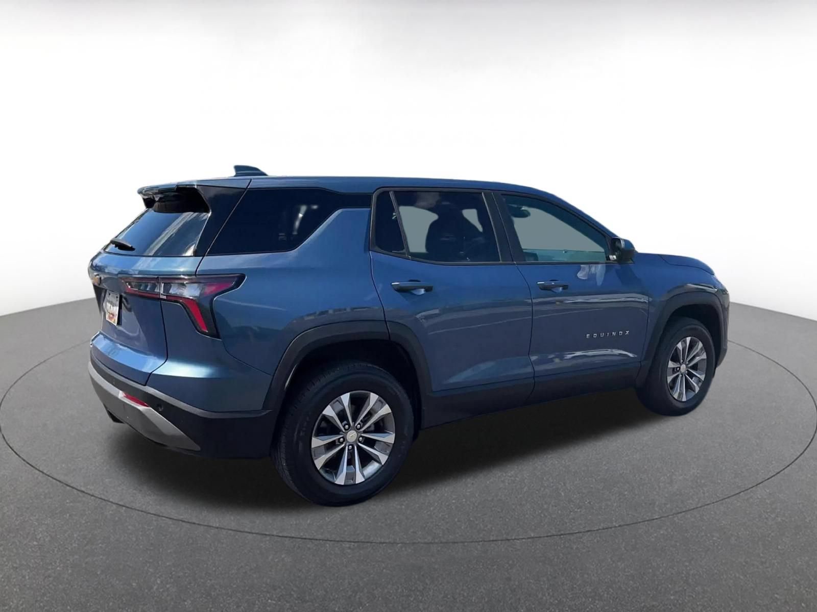 Thumbnail: 2025 Chevrolet Equinox - 15