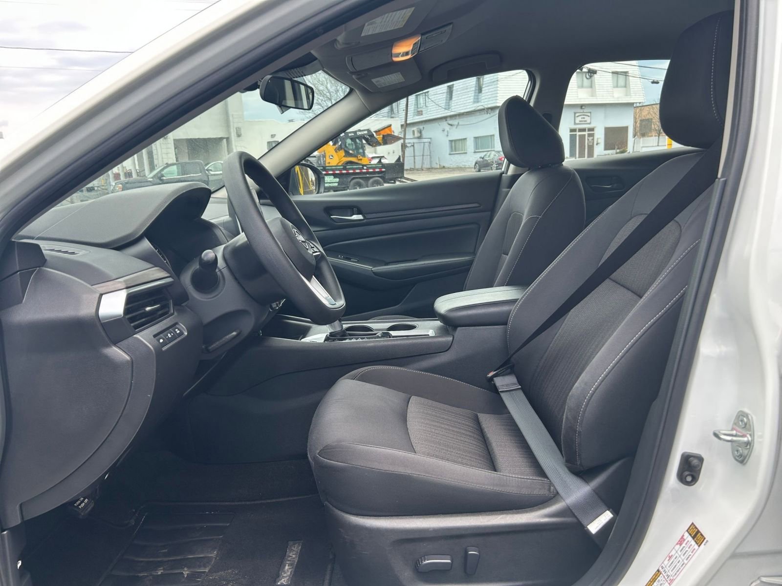 Thumbnail: 2025 Nissan Altima - 27