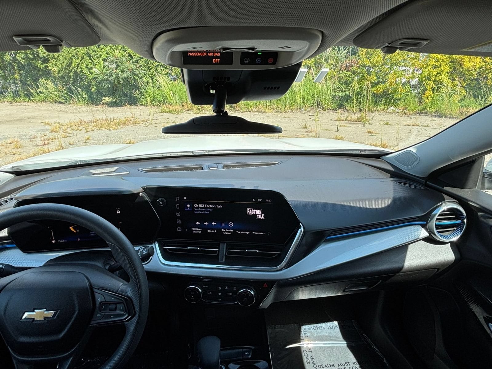 Thumbnail: 2025 Chevrolet Trax - 29