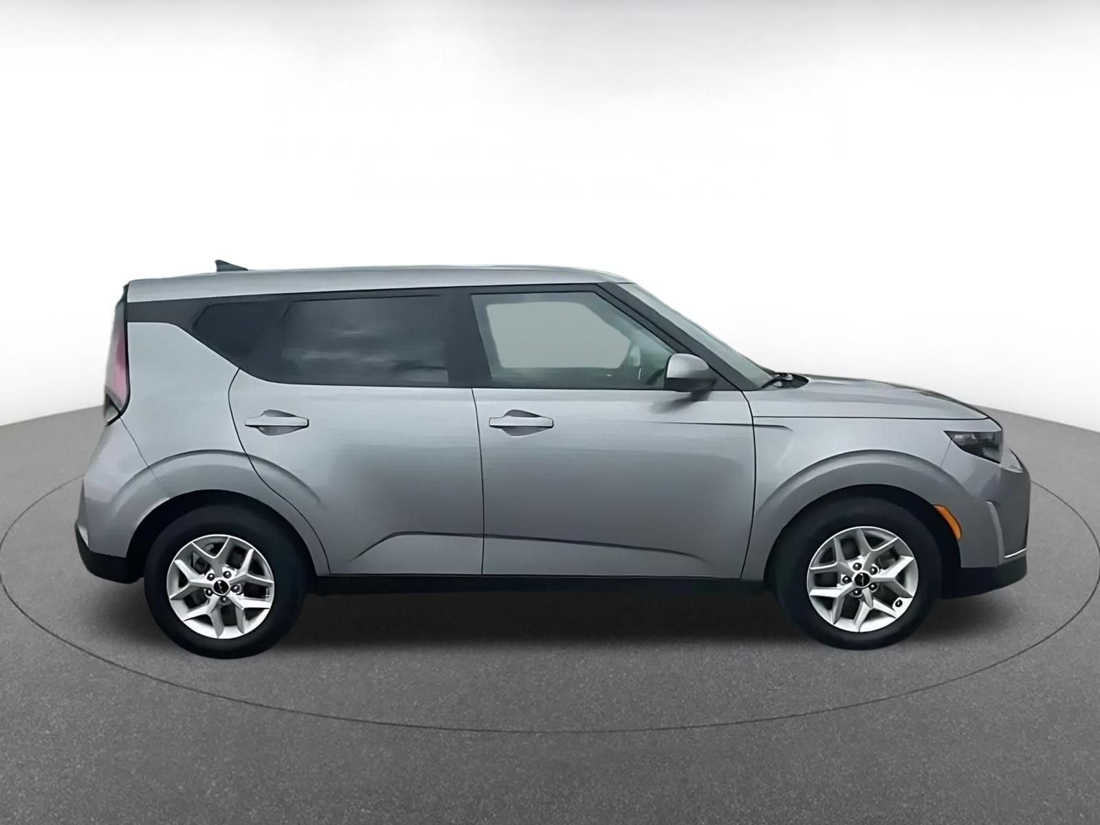 Thumbnail: 2025 Kia Soul - 15