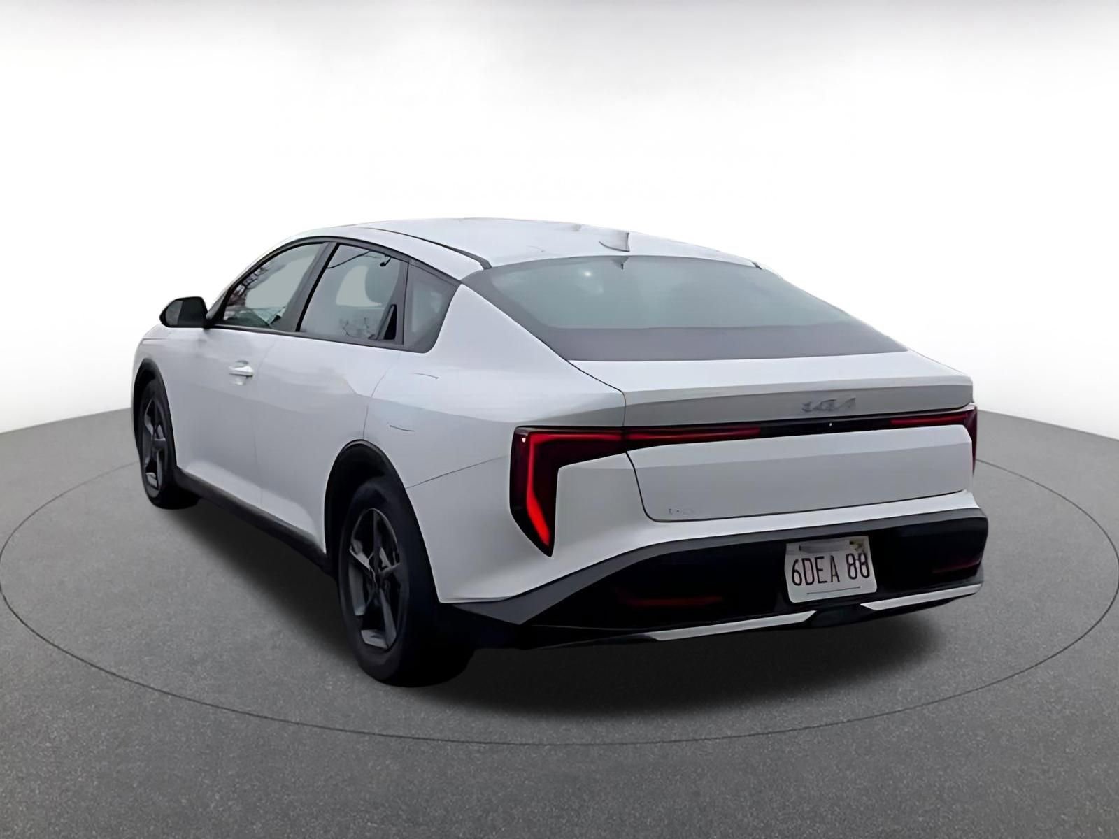 Thumbnail: 2025 Kia K4 - 10