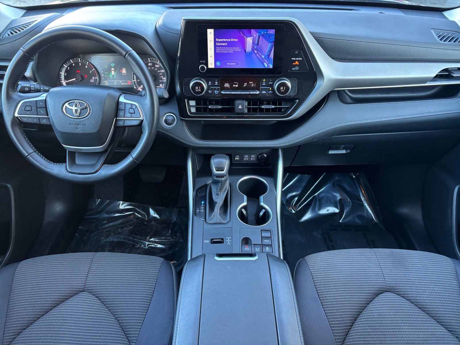 Thumbnail: 2025 Toyota Highlander - 30