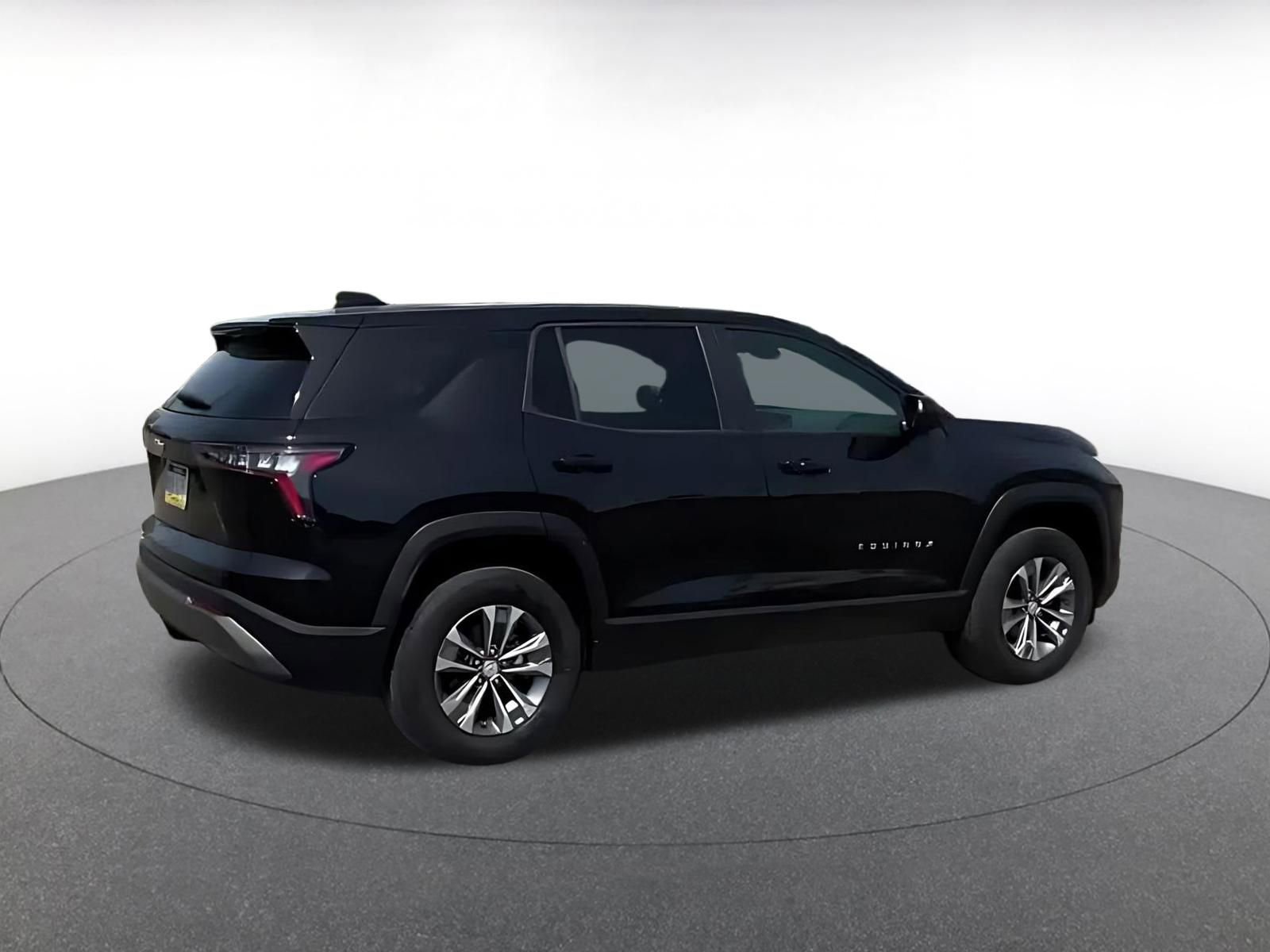 Thumbnail: 2025 Chevrolet Equinox - 14