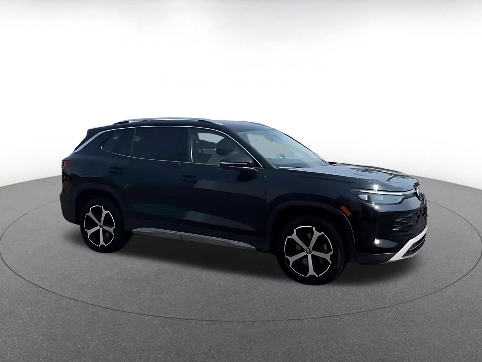 Thumbnail: 2026 Volkswagen Tiguan - 2