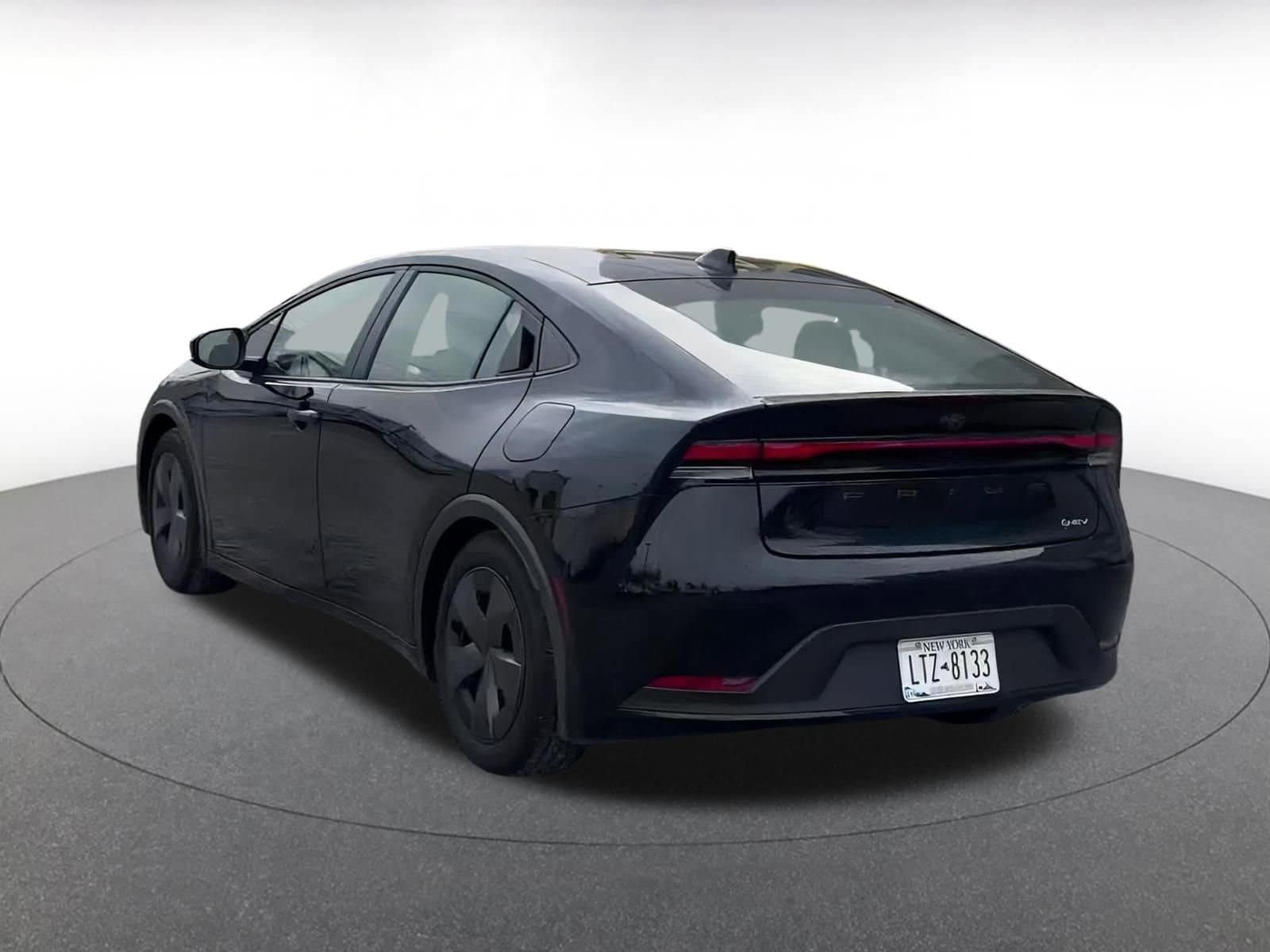 Thumbnail: 2025 Toyota Prius - 11