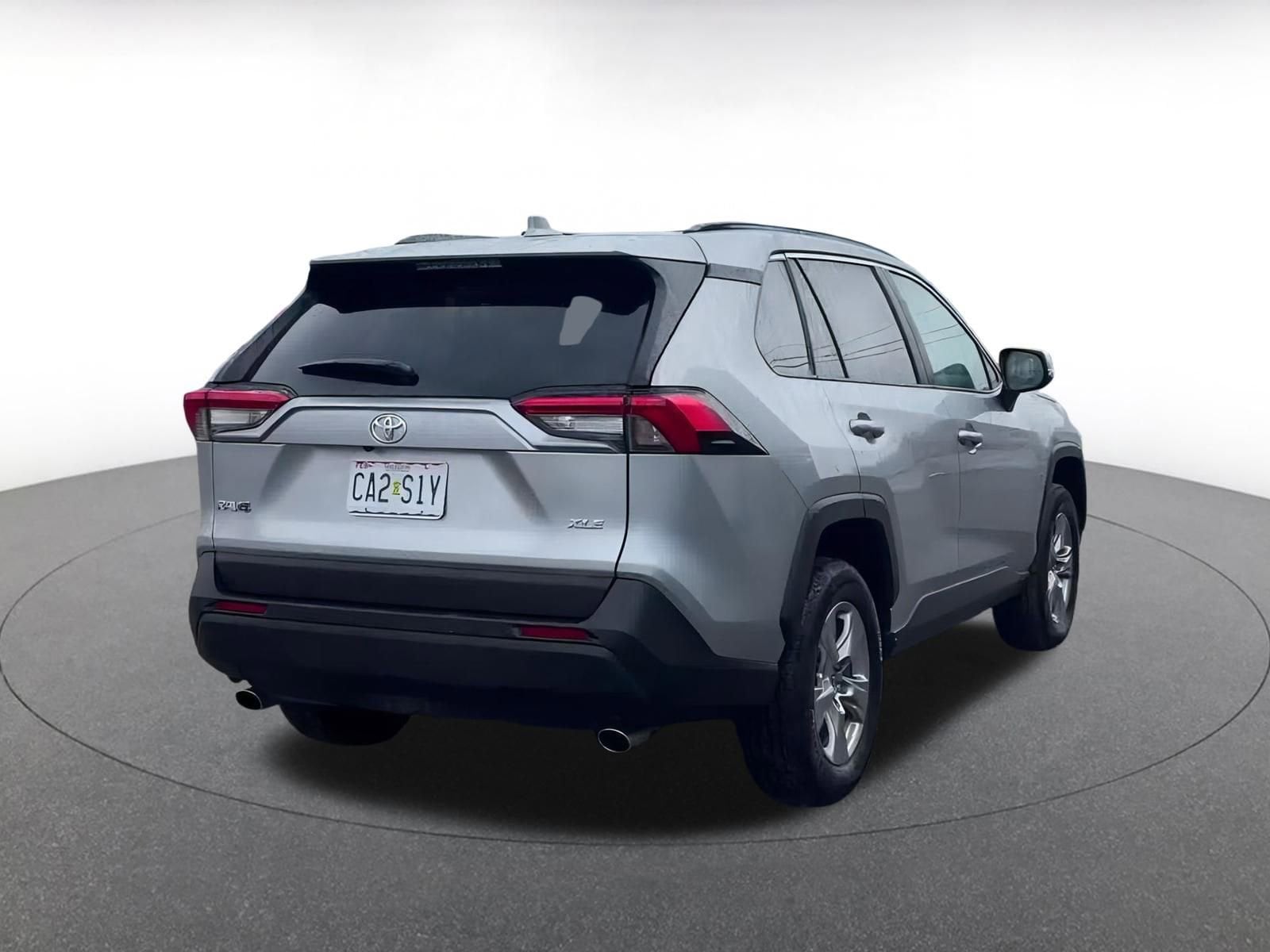 Thumbnail: 2025 Toyota RAV4 - 15