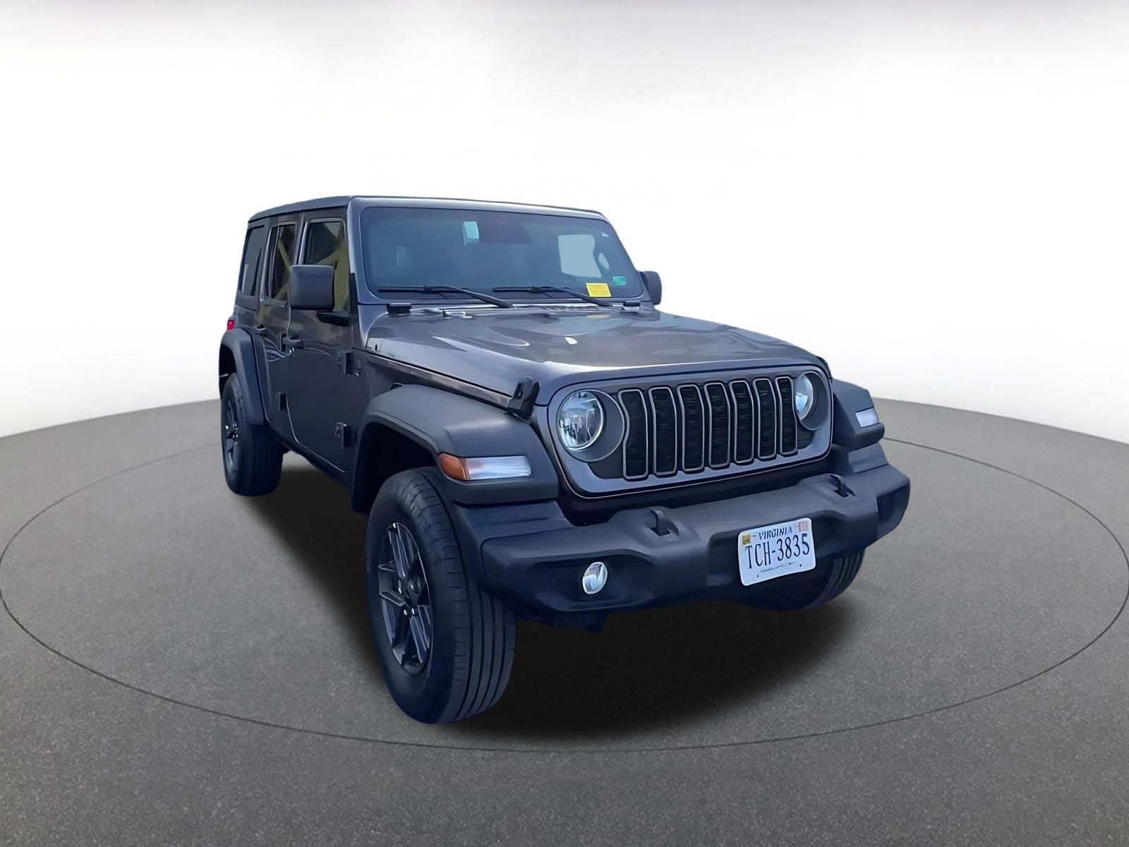 Thumbnail: 2025 Jeep Wrangler - 3