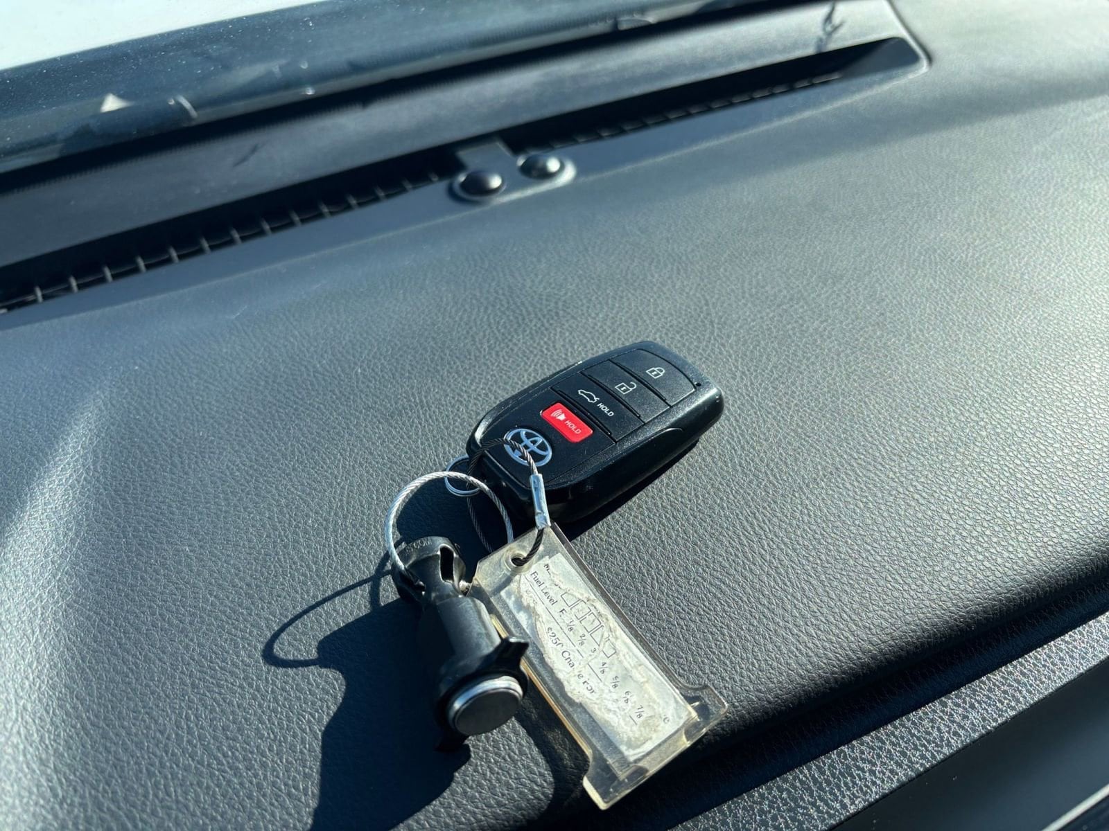 Thumbnail: 2025 Toyota Camry - 21