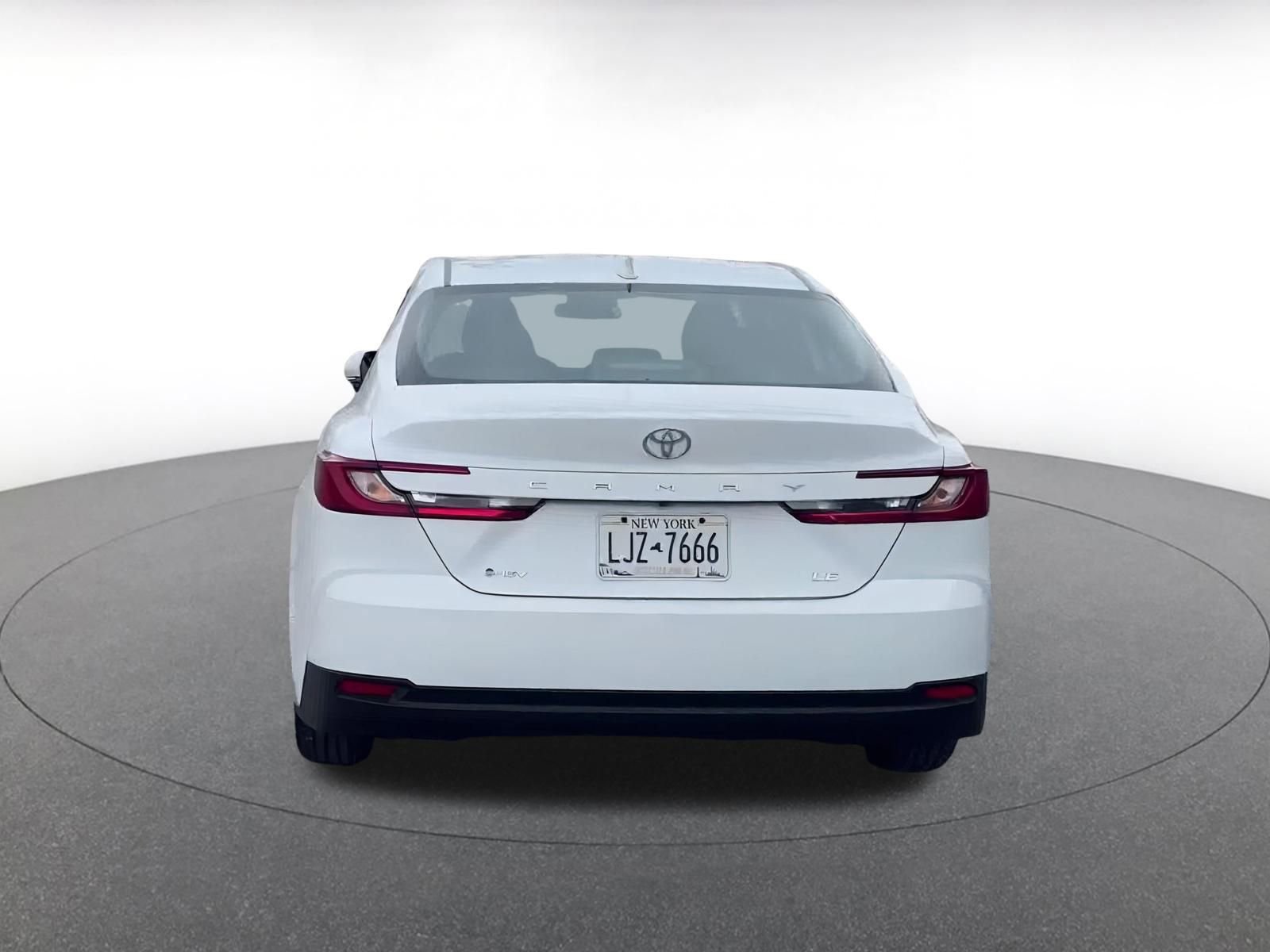 Thumbnail: 2025 Toyota Camry - 12