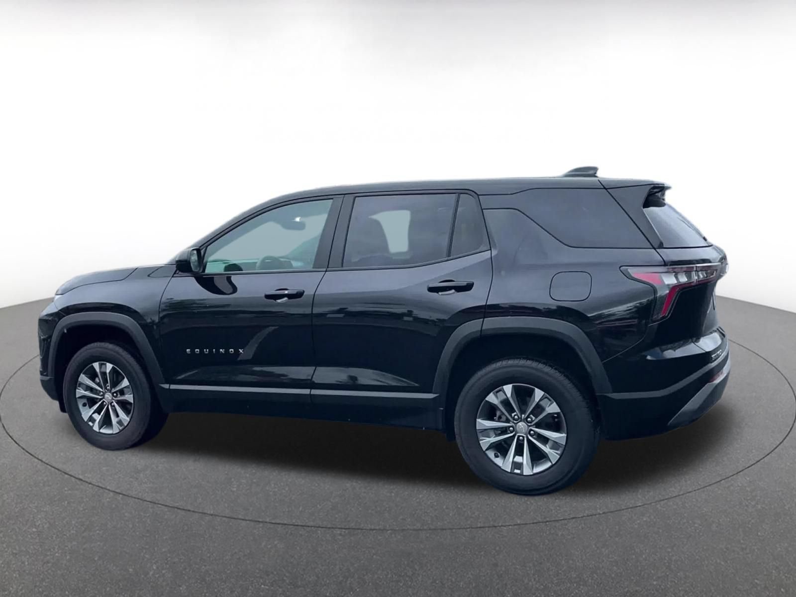 Thumbnail: 2025 Chevrolet Equinox - 10