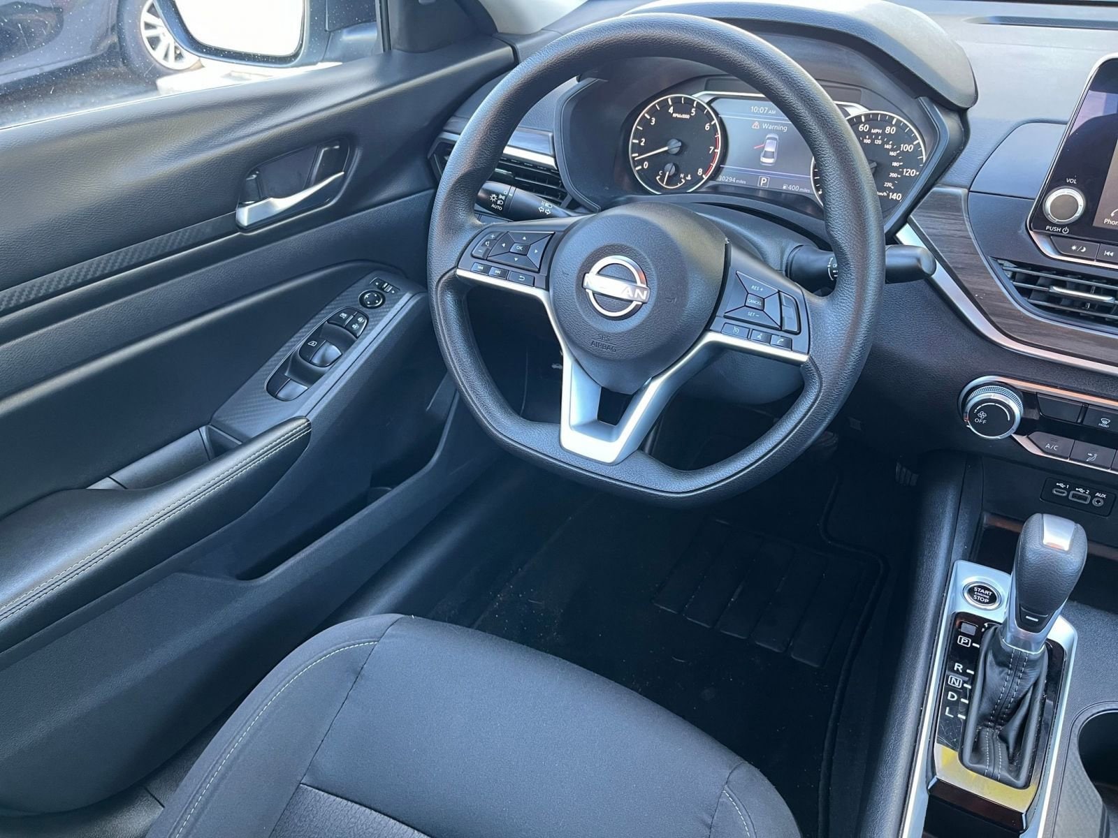 Thumbnail: 2025 Nissan Altima - 32