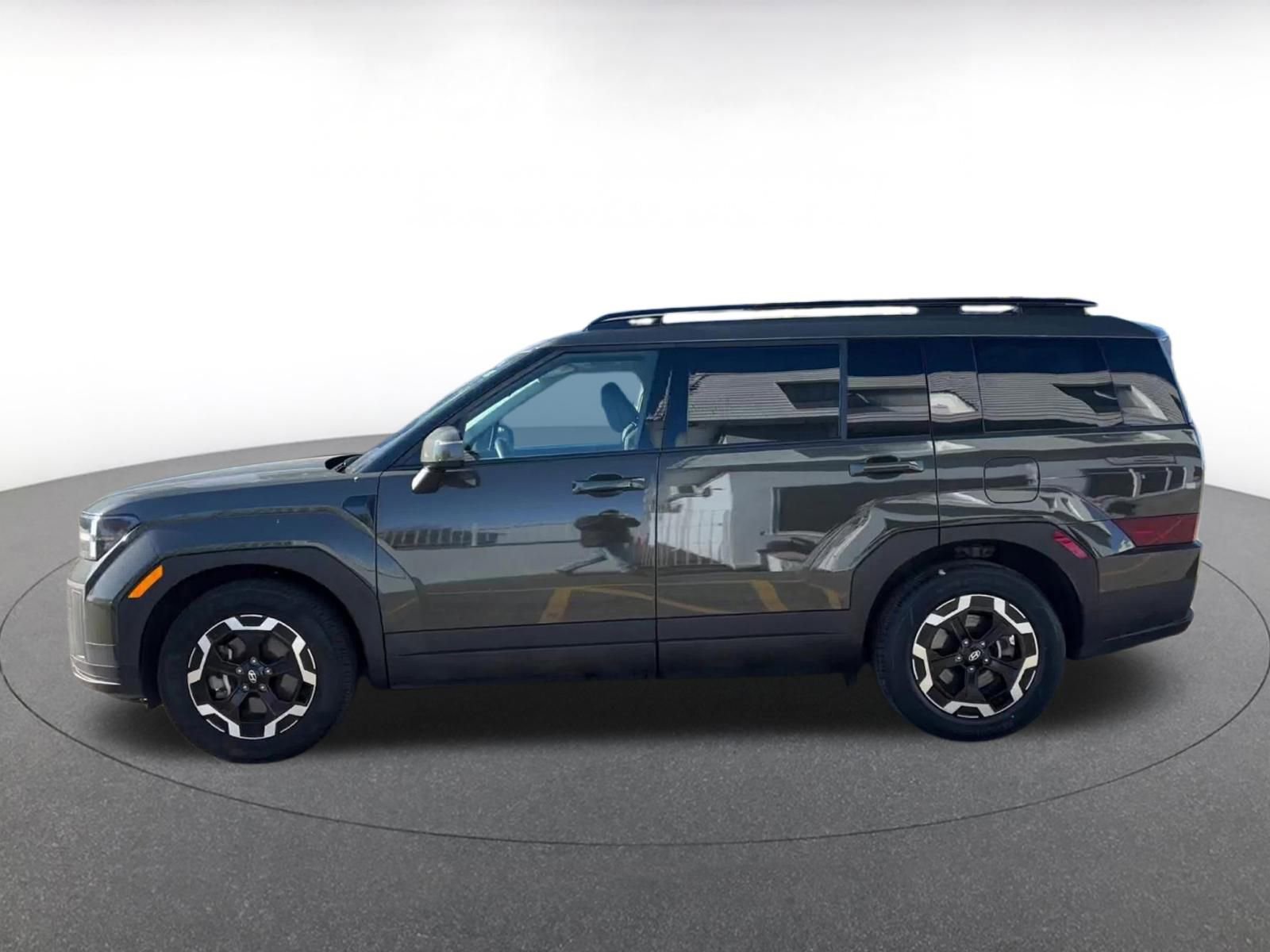 Thumbnail: 2025 Hyundai Santa Fe - 9