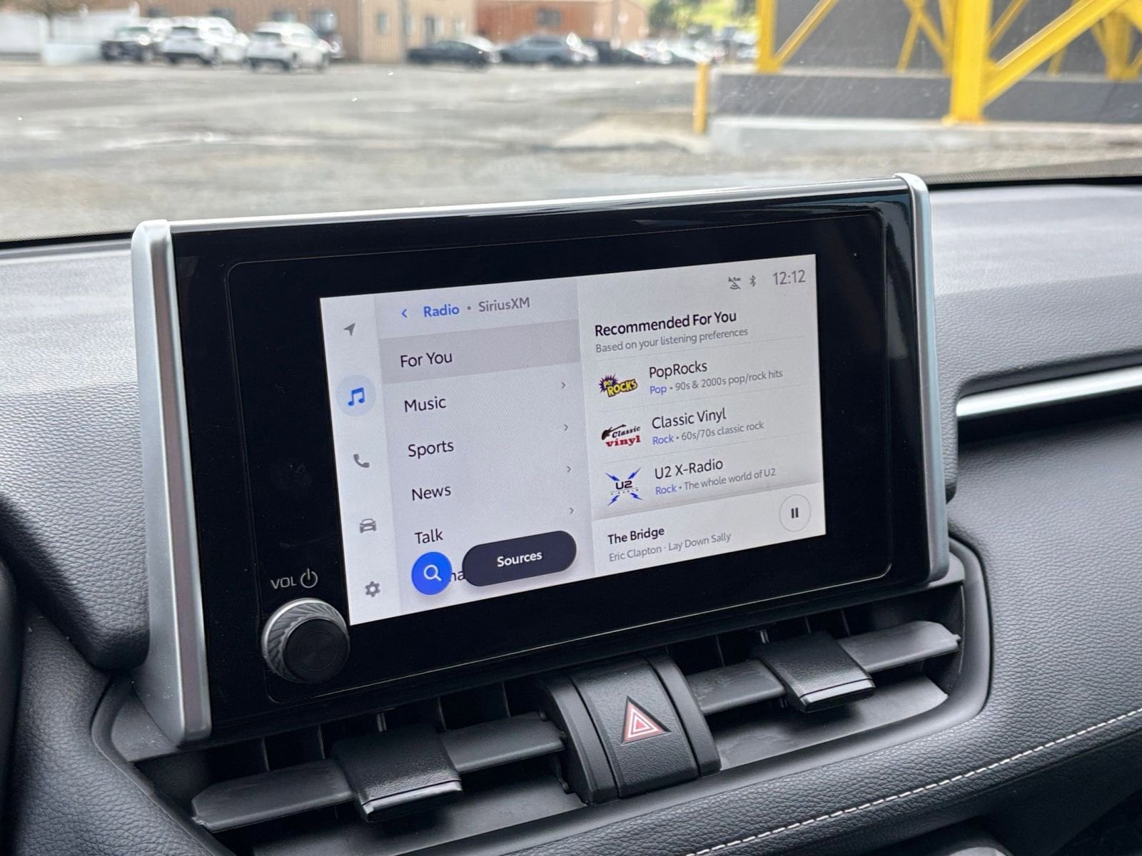 Thumbnail: 2025 Toyota RAV4 - 20