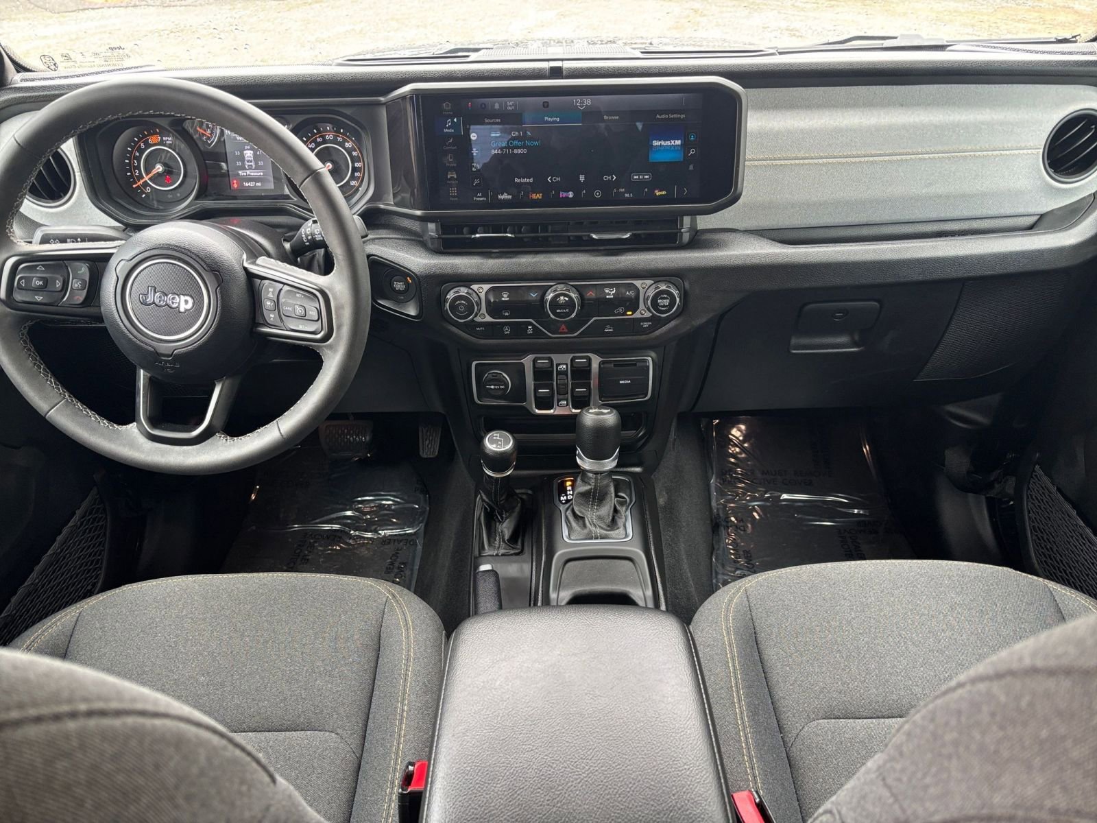 Thumbnail: 2025 Jeep Wrangler - 29