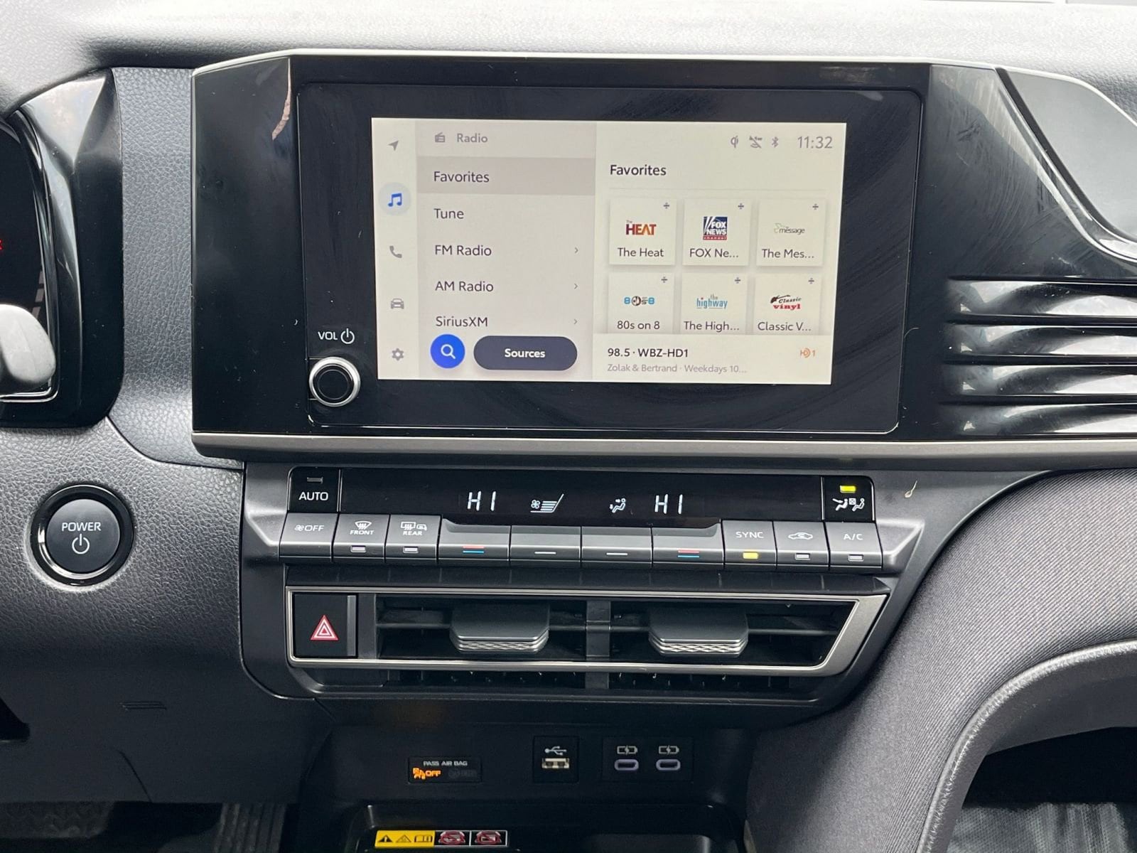 Thumbnail: 2025 Toyota Camry - 17