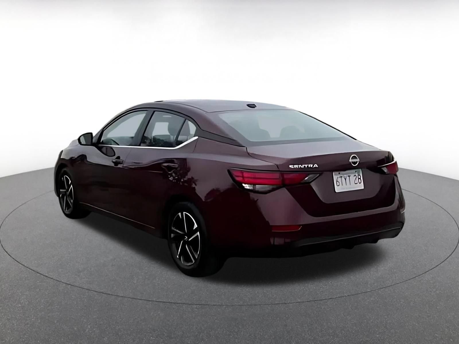 Thumbnail: 2025 Nissan Sentra - 9