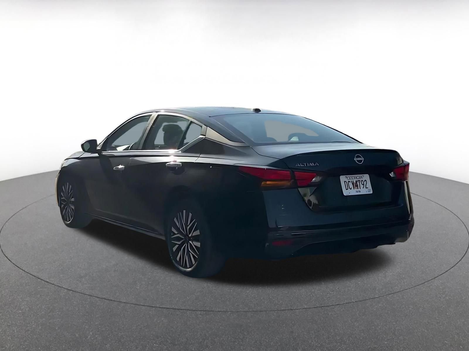 Thumbnail: 2025 Nissan Altima - 11