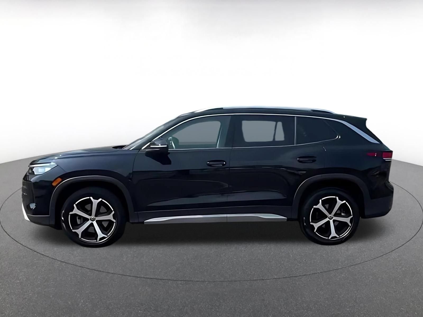 Thumbnail: 2026 Volkswagen Tiguan - 10