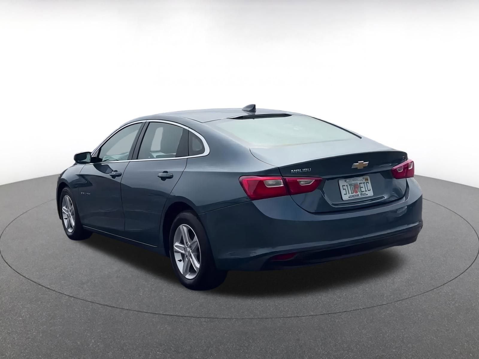 Thumbnail: 2024 Chevrolet Malibu - 11