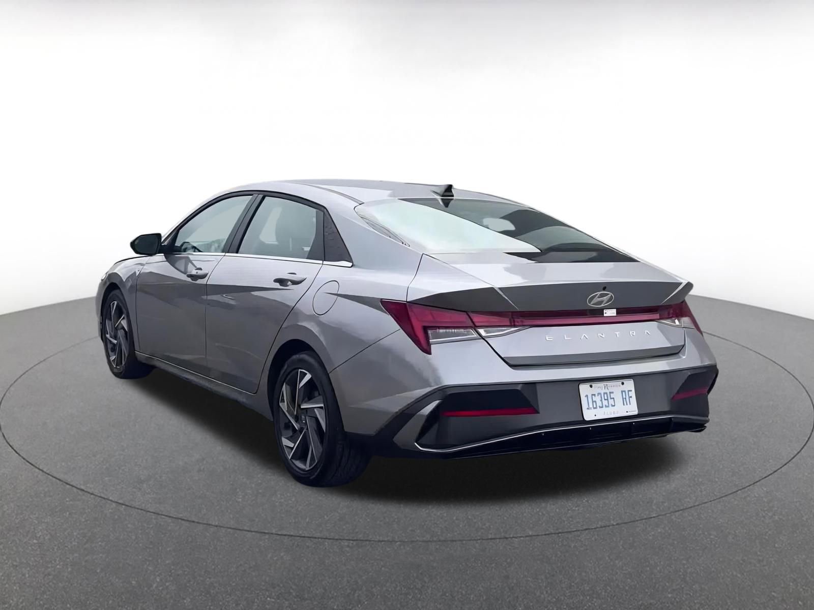 Thumbnail: 2025 Hyundai Elantra - 11