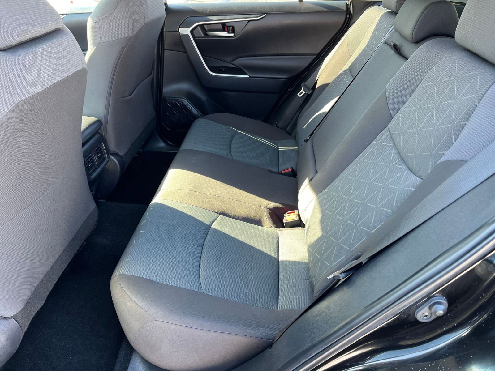 Thumbnail: 2025 Toyota RAV4 - 24