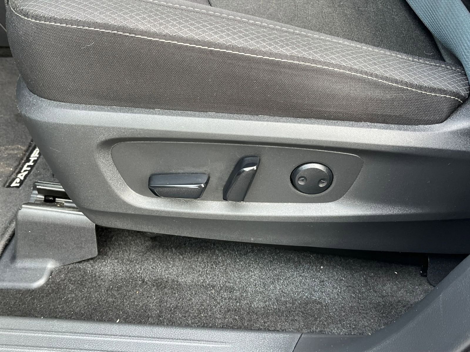 Thumbnail: 2025 Nissan Pathfinder - 22