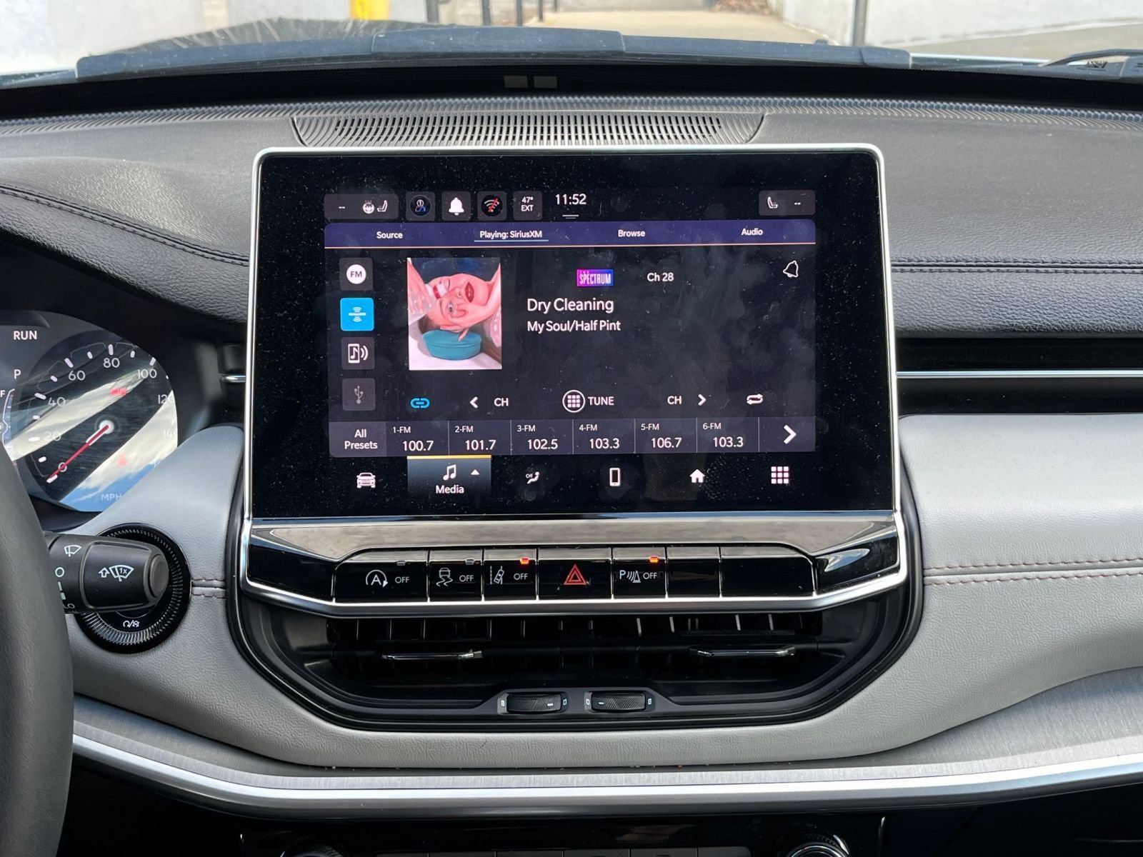 Thumbnail: 2025 Jeep Compass - 17