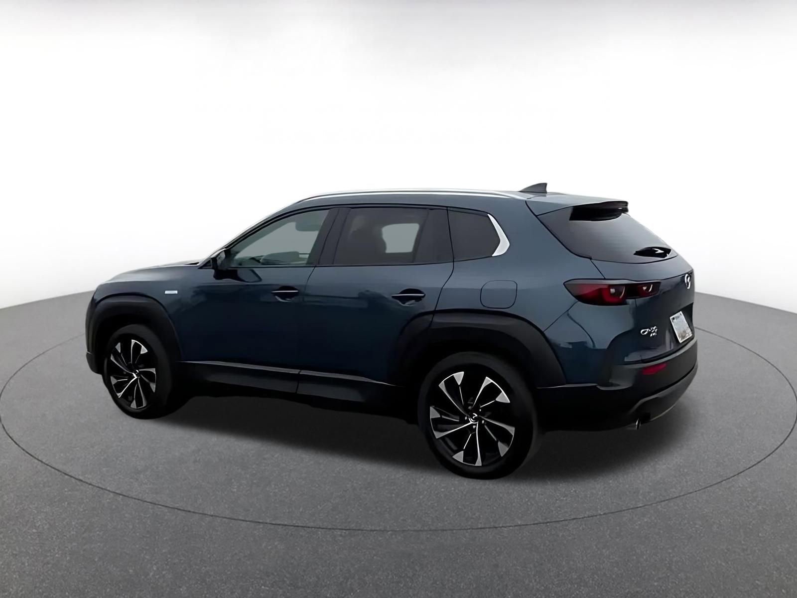 Thumbnail: 2025 Mazda CX-50 - 10